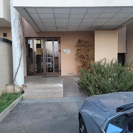 Apartment Us Embassy & Zoo Baneasa - Privighetorilor