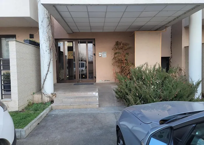 شقة Us Embassy & Zoo Baneasa - Privighetorilor